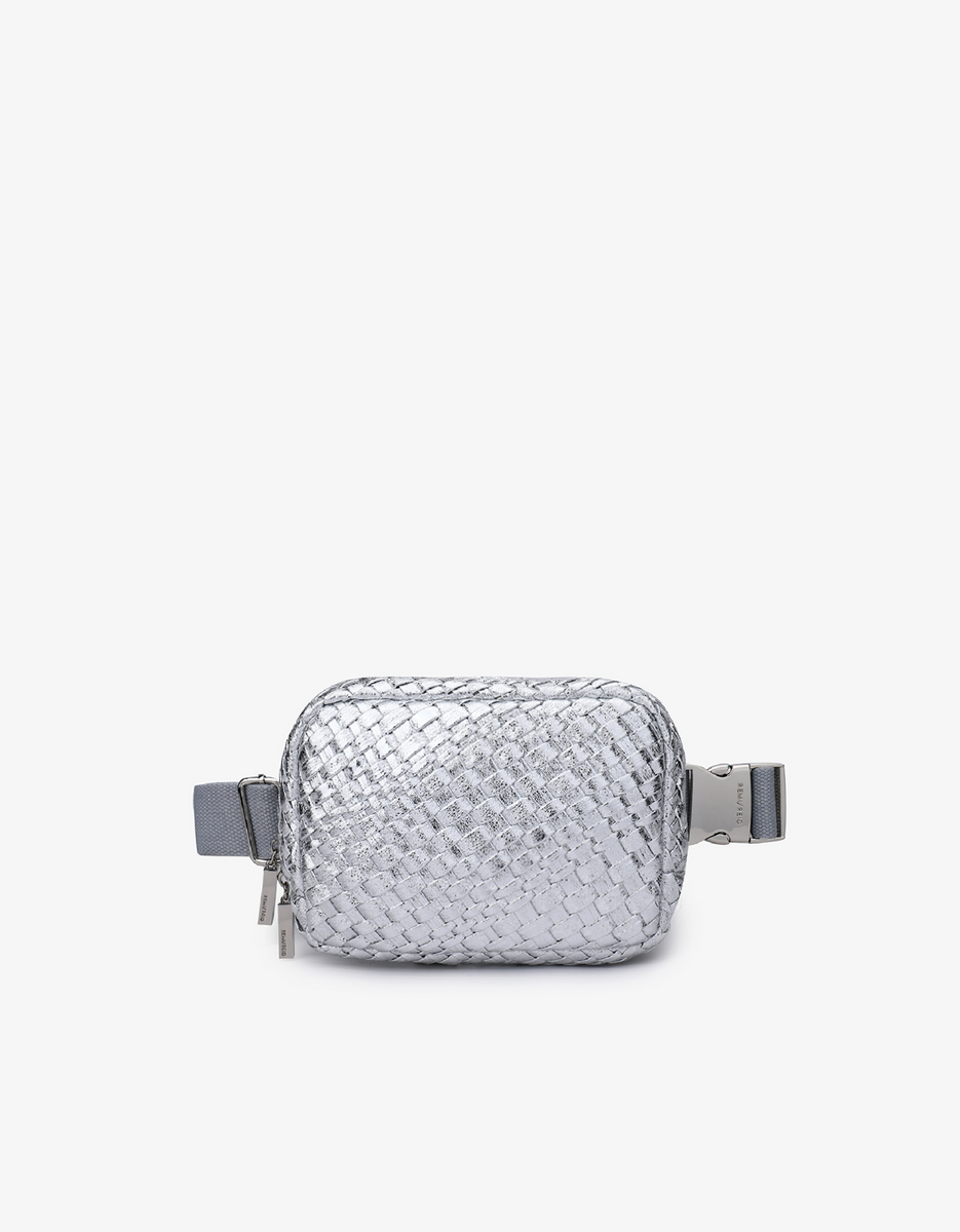 EVERLEIGH WOVEN BELT BAG SILVER – REMI/REID