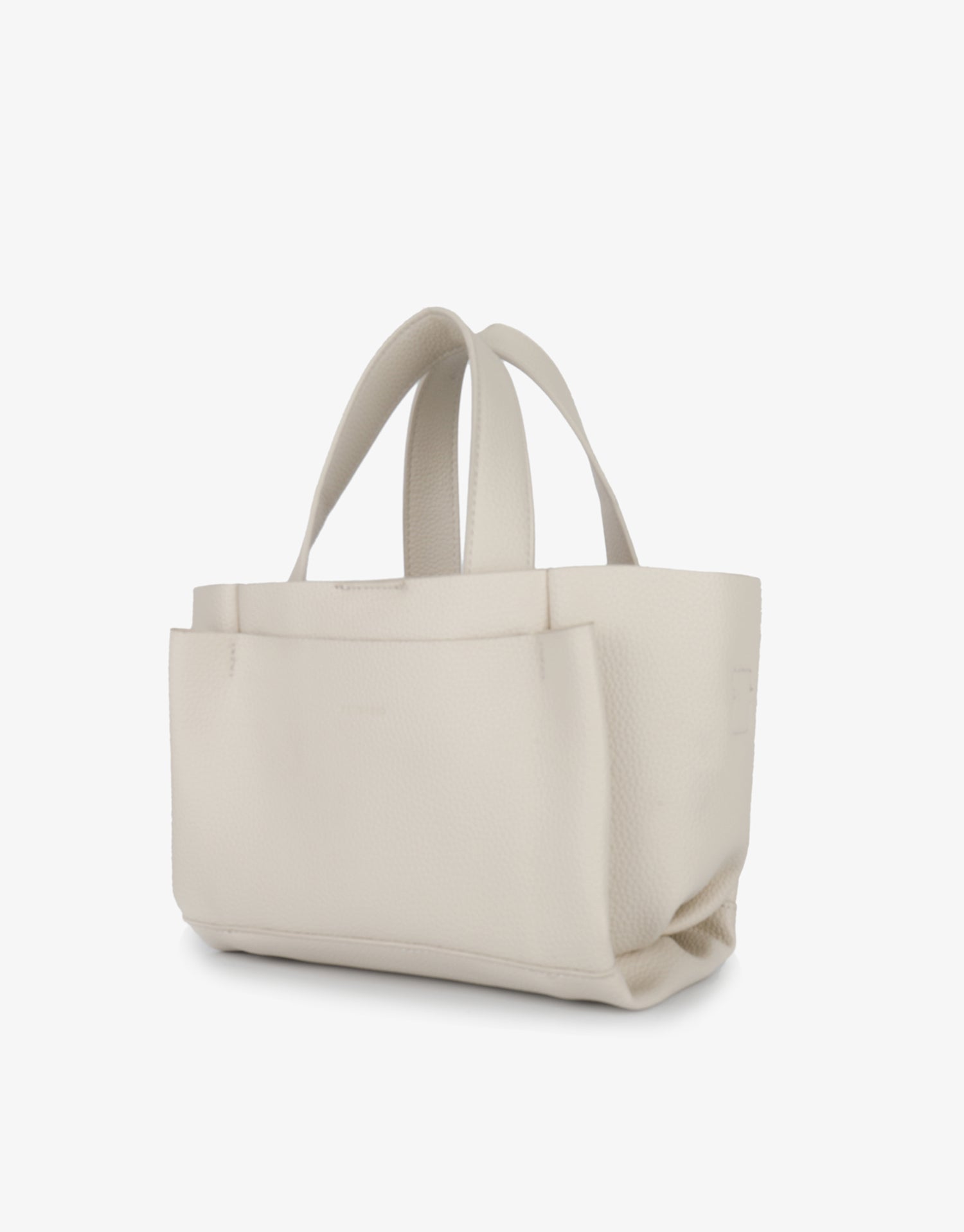 Cream beige tote bag with front pocket details_Remi and Reid