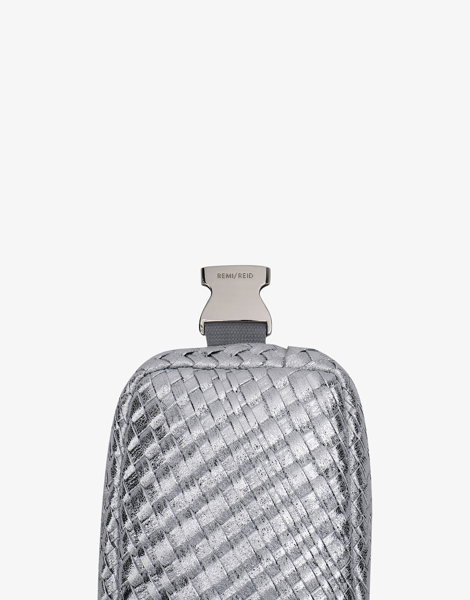 EVERLEIGH WOVEN BELT BAG SILVER