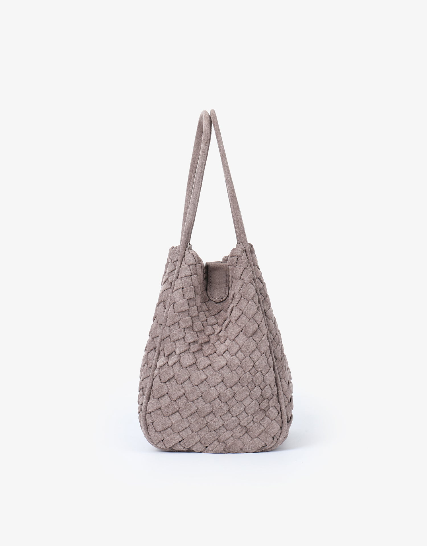 Side details of dark taupe woven faux suede tote_Remi and Reid