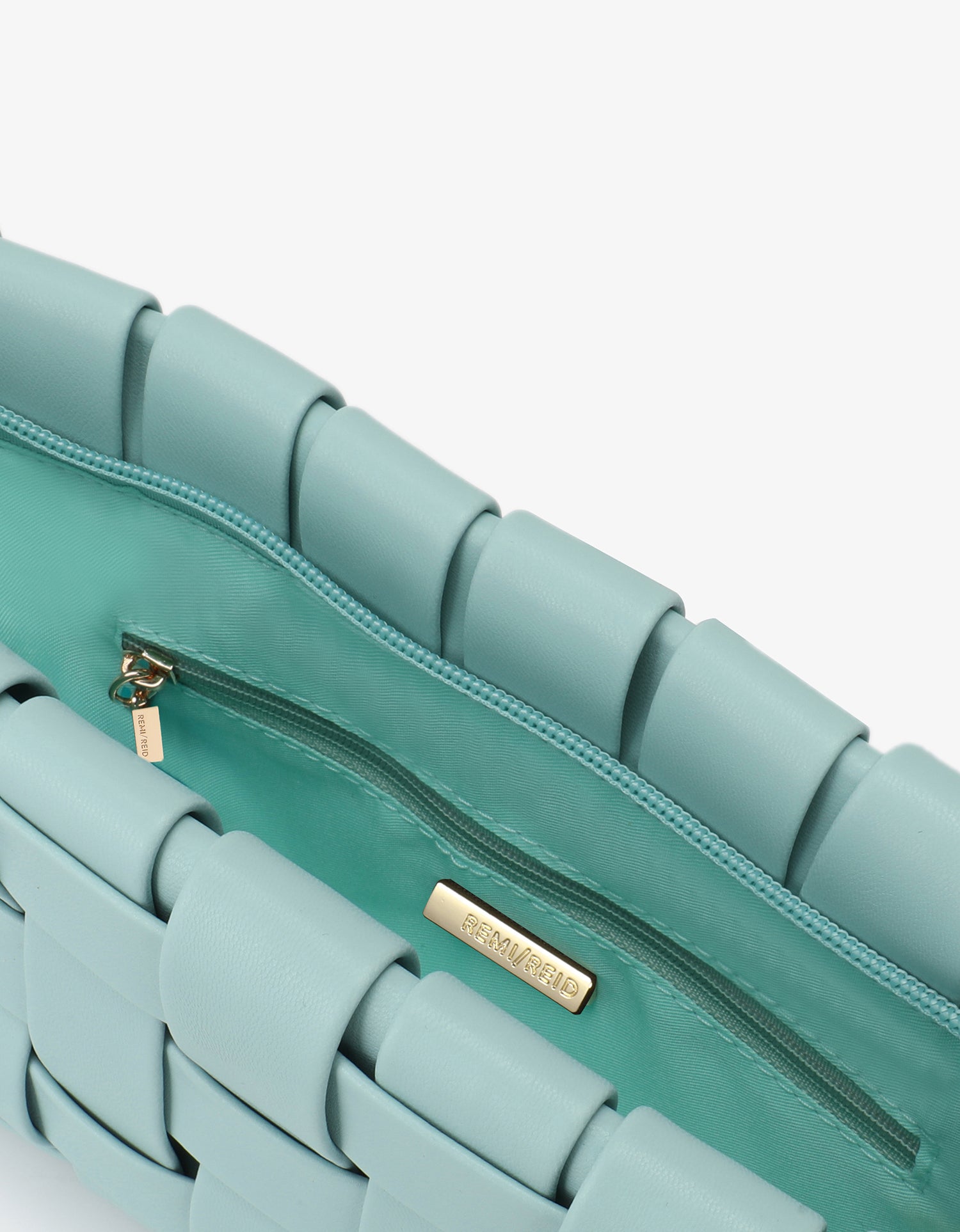 LINDY WOVEN CLUTCH SMALL BLUE