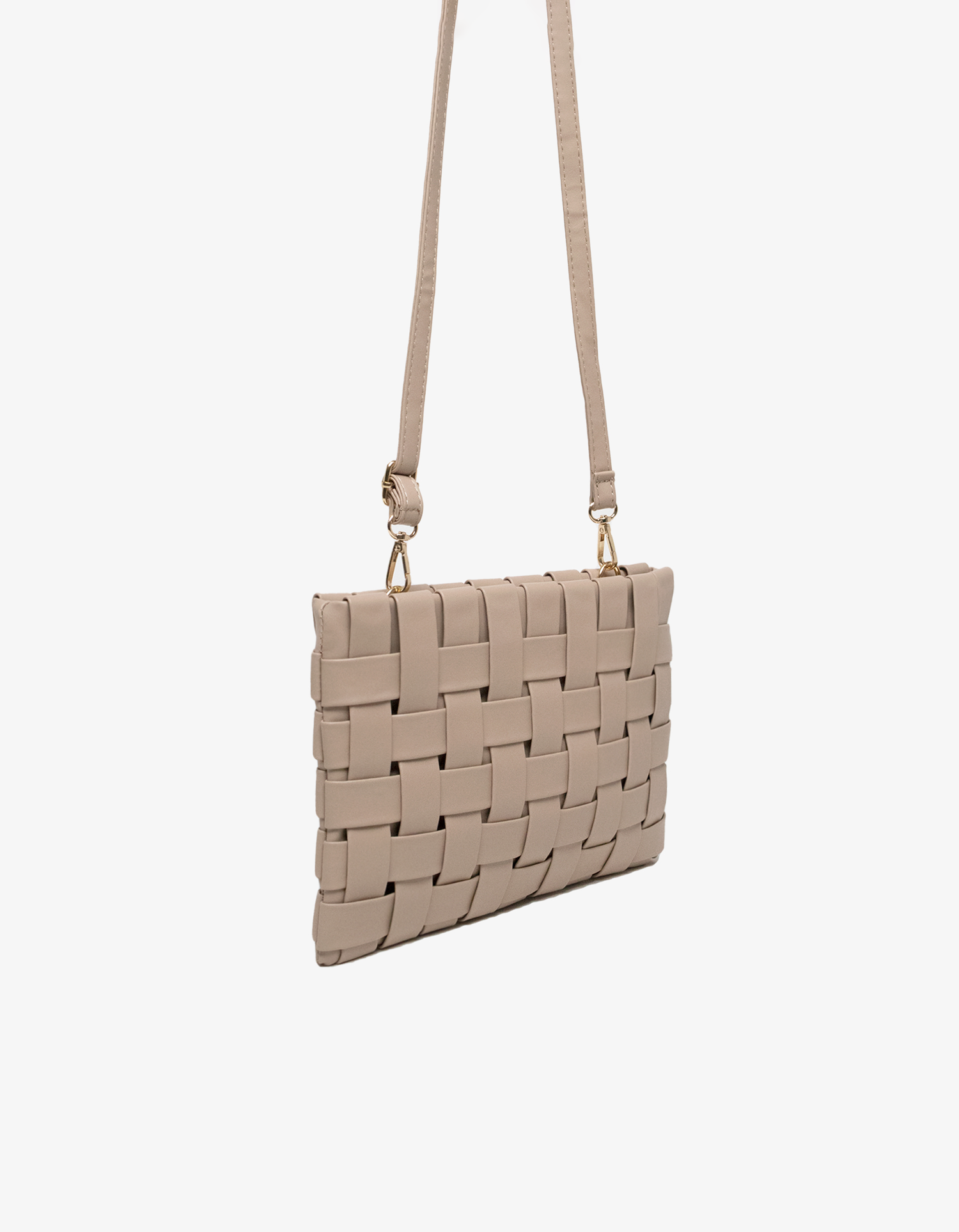 Light tan woven handbag with a strap by Remi and Reid.