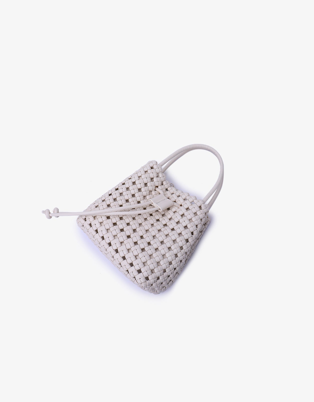 PERRIE BUCKET MINI WOVEN SQUARE OFF WHITE