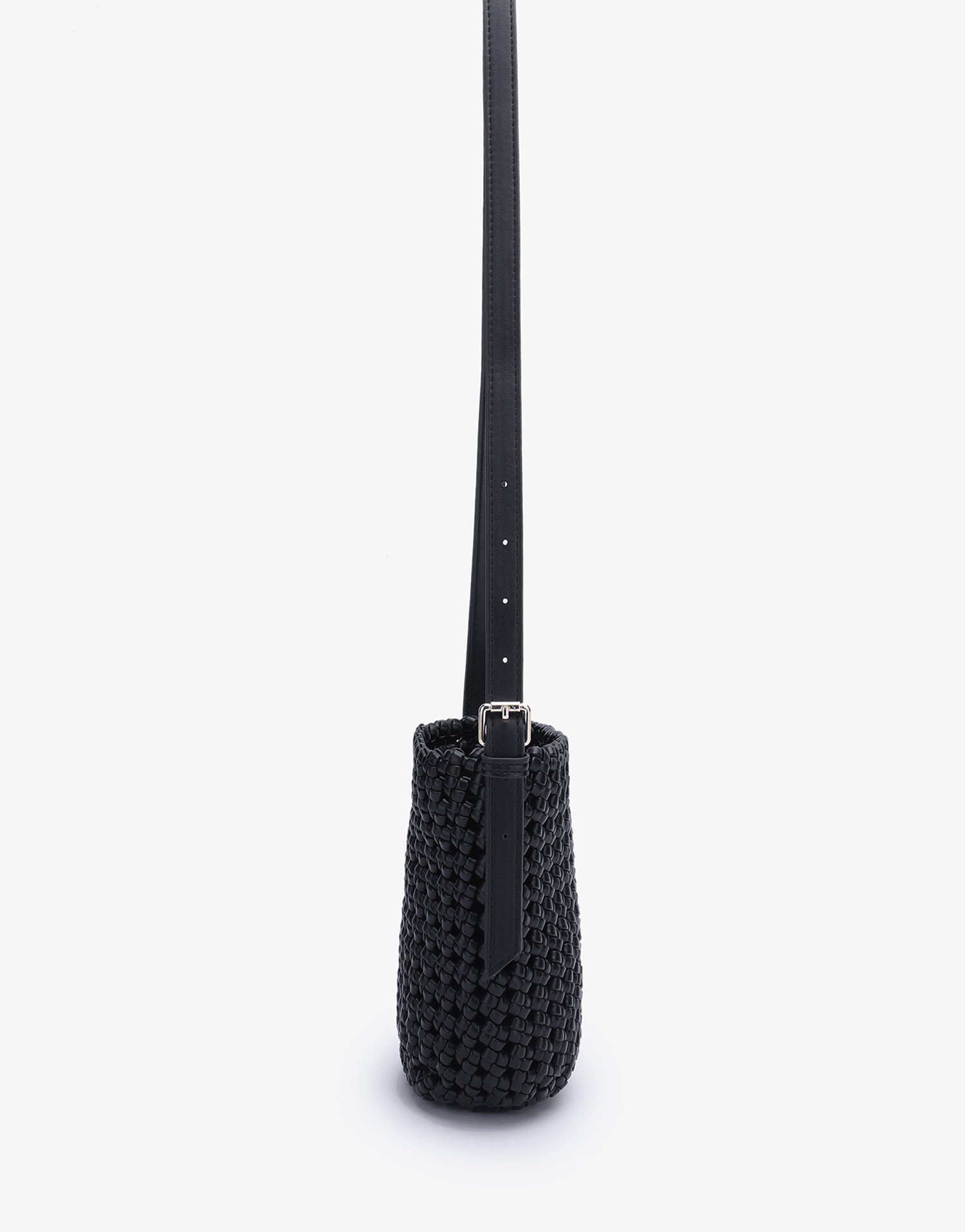 KALANI WOVEN BUCKET BAG MINI BLACK - REMI/REID