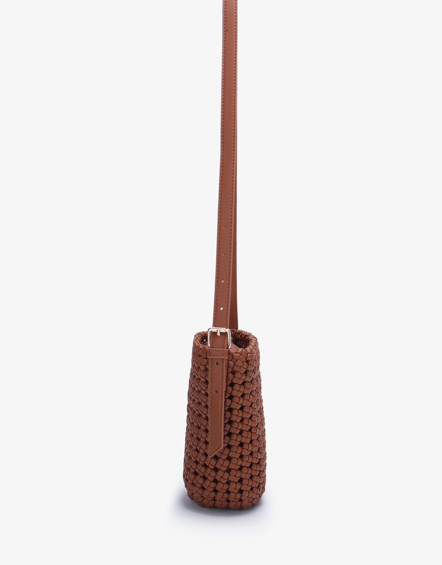 KALANI WOVEN BUCKET BAG MINI BROWN - REMI/REID