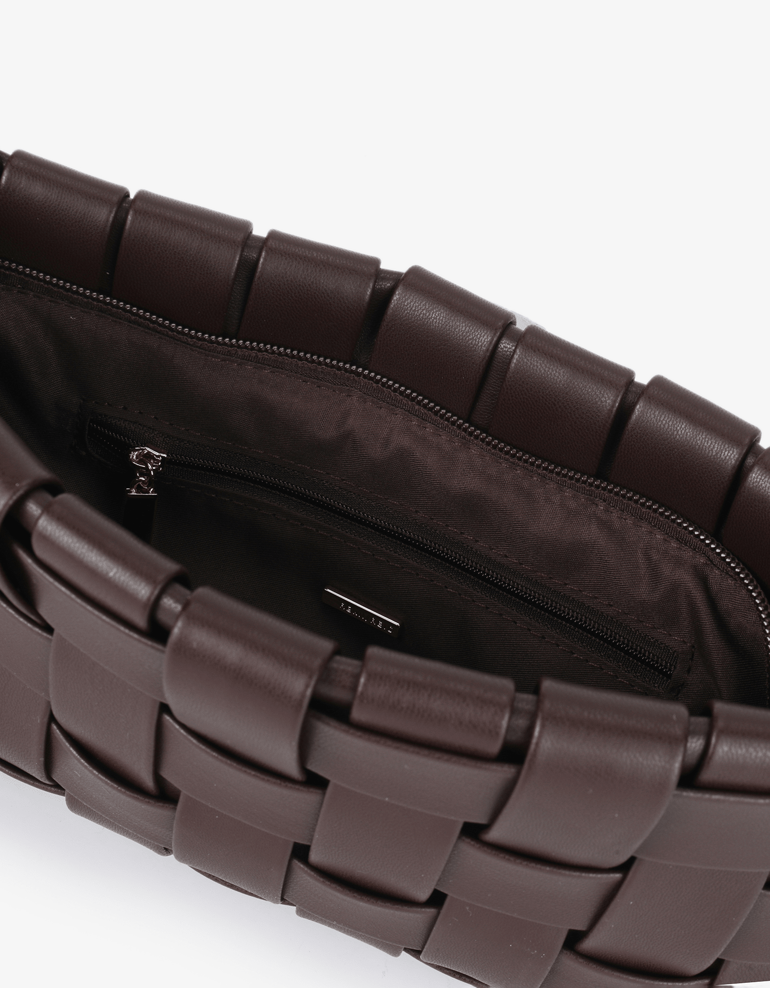 LINDY WOVEN CLUTCH SMALL ESPRESSO - REMI/REID